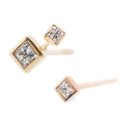 Princess Bezel Nostril Screw In Gold With CZ