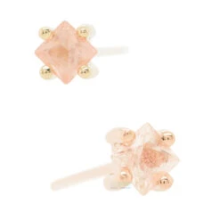 Prong-Set Princess-Cut Oregon Sunstone ON AXIS Nostril Screw In Gold