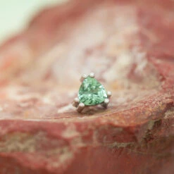 "Tanti" Threaded End In Gold With Seafoam Tourmaline 4 "Tanti" Threaded End In Gold With Seafoam Tourmaline -Body Vision Los Angeles 41416 BodyVision BVLATantiThreadedEndinGoldwithSeafoamTourmalineSinglezFunkyWhiteGold