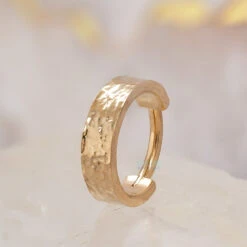 Hammered Ear Cuff Hinge Ring In Gold